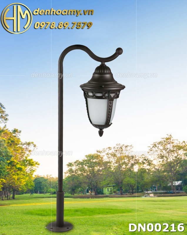 Cột đèn trang trí sân vườn vỉa hè công viên phong cách Châu âu DN00216